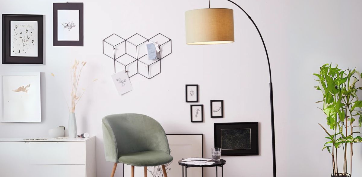 Lampadaire dans le salon