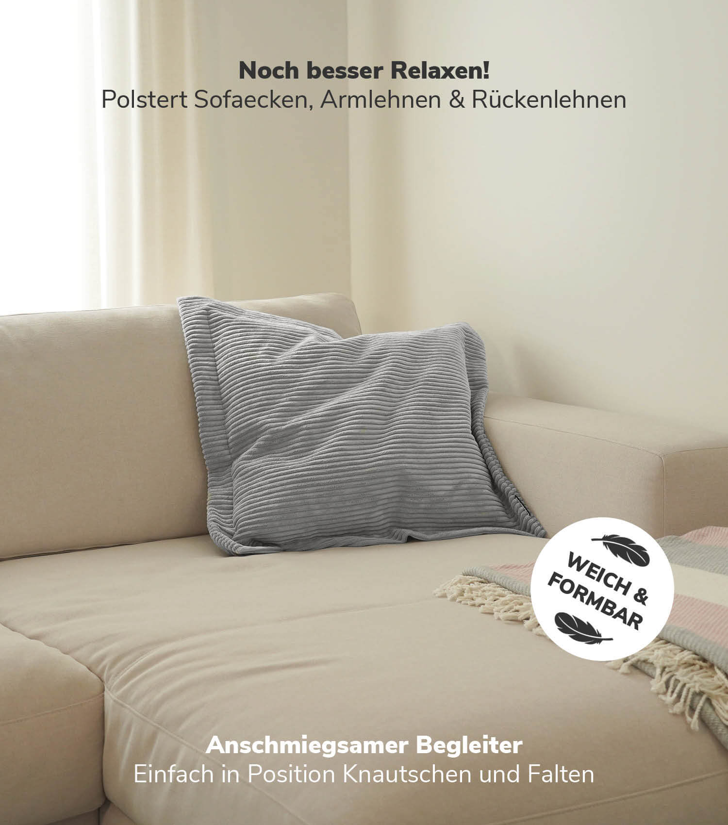 Coussin de canapé gris en velours côtelé