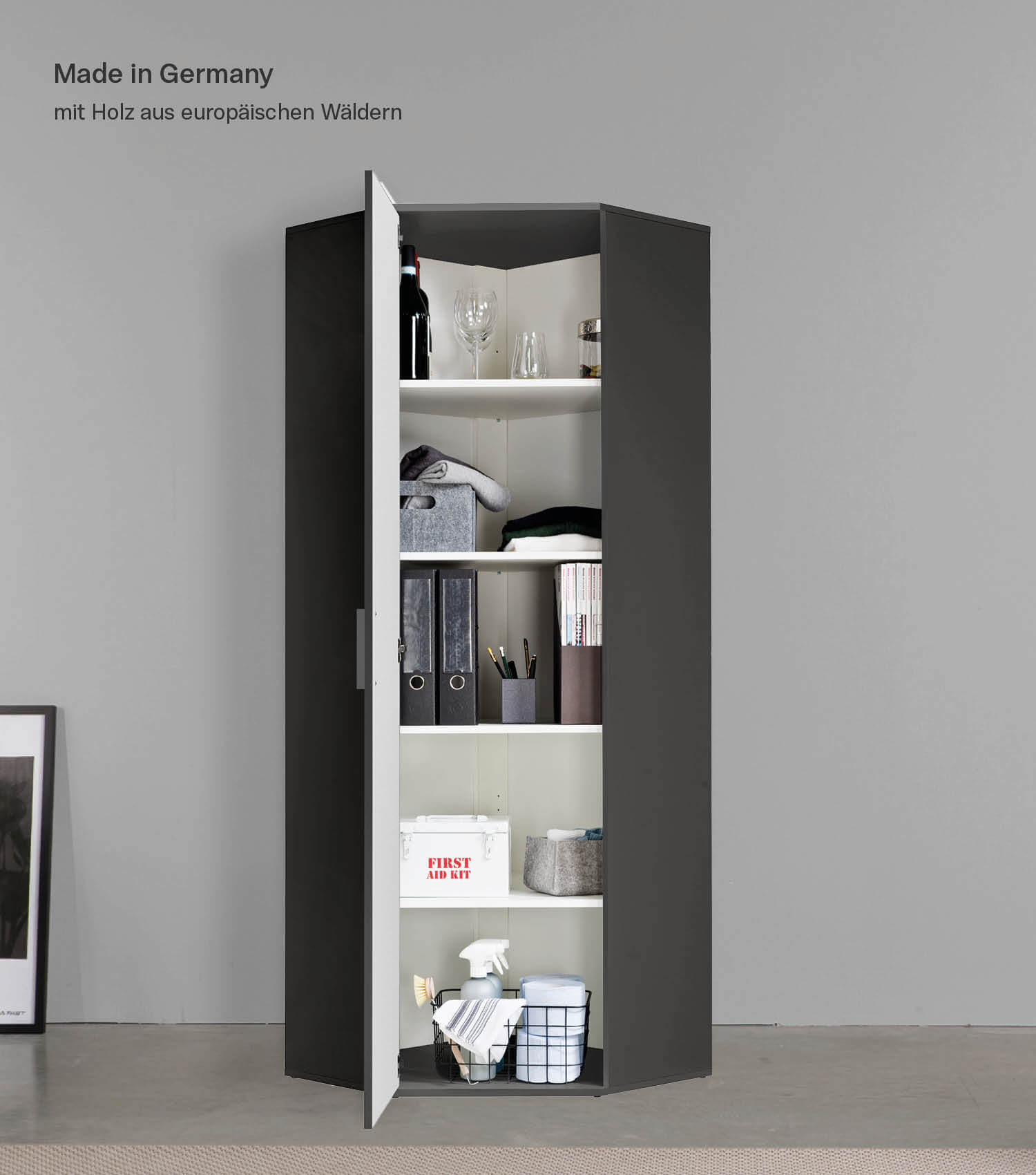 Armoire d'angle 'Der Lange' aussi utilisable comme meuble de rangement ou classeur