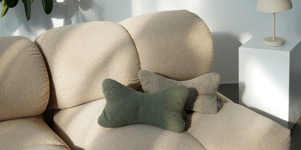 Fauteuil bouclé, coussin bouclé, bouclé peluche, nettoyage tissu bouclé, chaise en tissu bouclé, meubles bouclé, tissu bouclé pour meubles