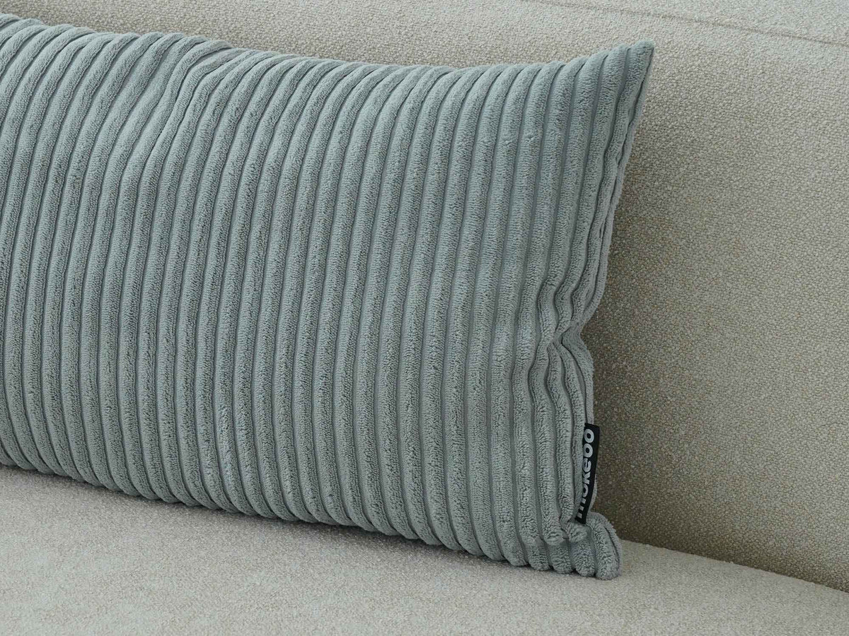 mokebo Cordkissen 'Rest' auf beigen Sofa